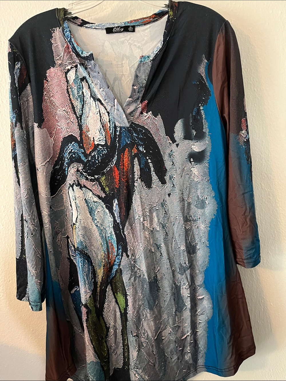 Lily Milano Blue Abstract Long Sleeve V-Neck Tunic